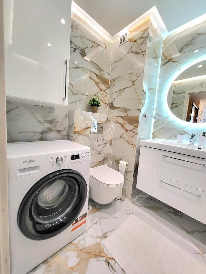 Eksclusive Apartment Paradise Down Town 6 Persons 3 Rooms كراكوفيا المظهر الخارجي الصورة
